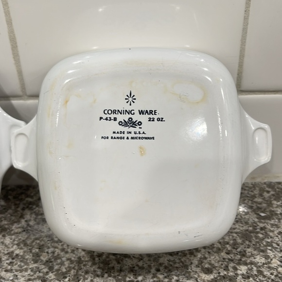 Vintage Corningware Cornflower Bakeware Set of 4 Graduated serving dishes - Picture 6 of 10